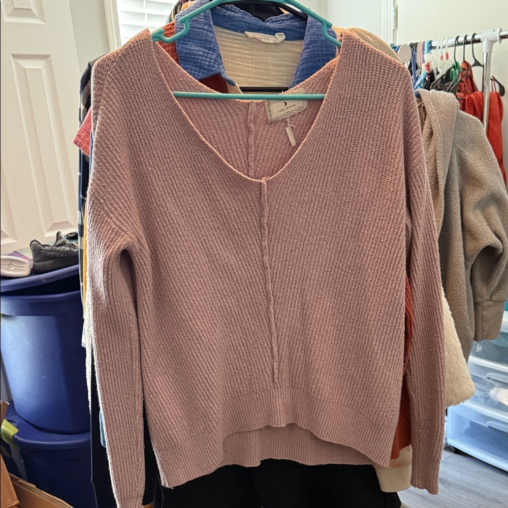 Ruby Moon Women's Soft Pink V-Neck Sweater